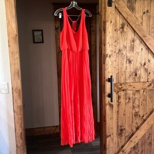 Gorgeous formal Bisou Bisou dress, NWOT